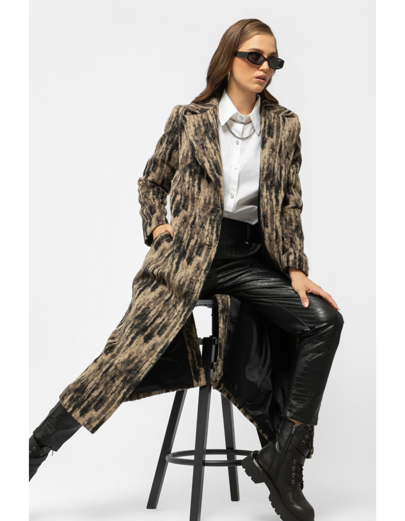 Παλτό βελούρ τιγρέ γιακάς Charm