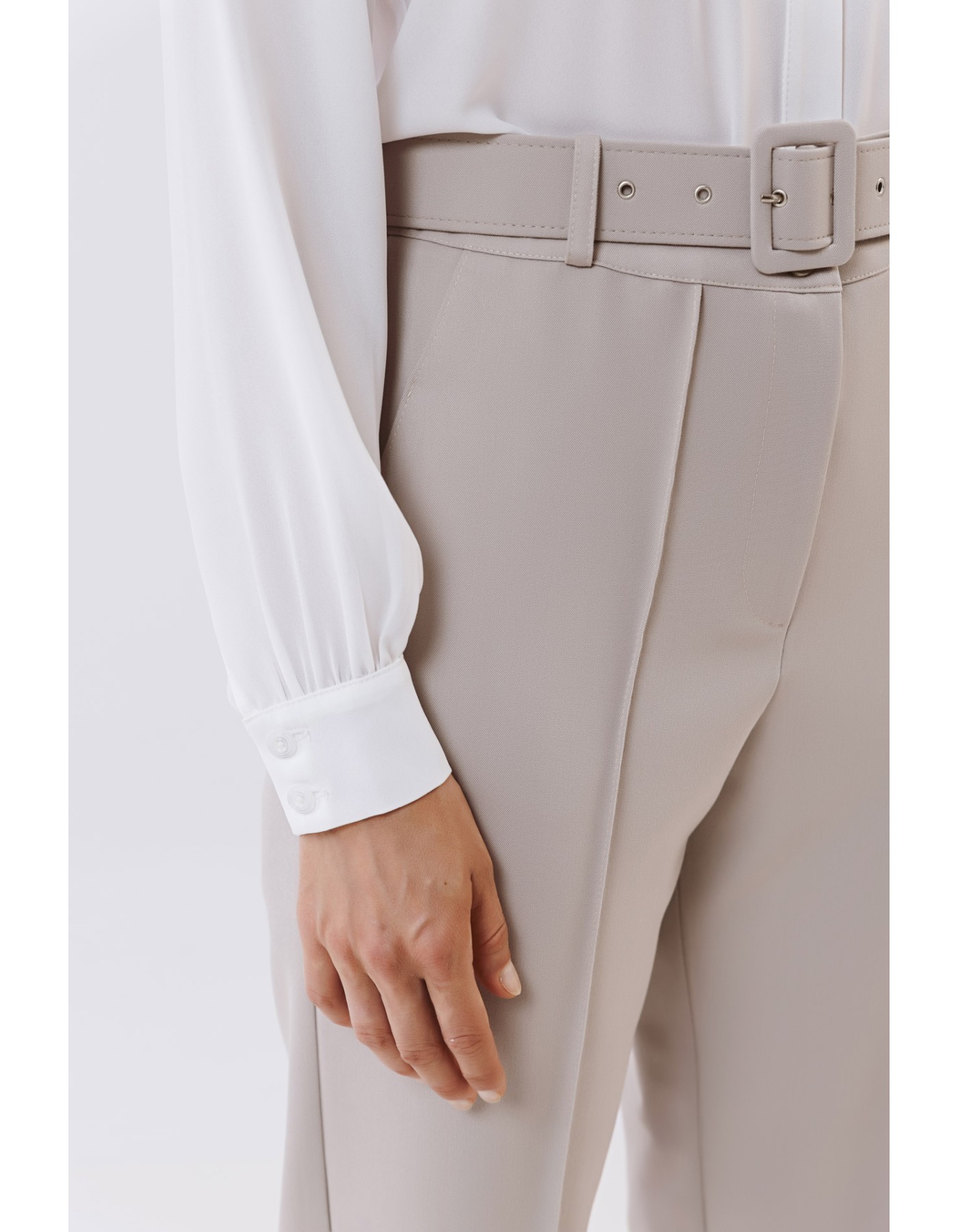 Πουκάμισο ζορζέτα με σατέν φουλάρι Πουκάμισο ζορζέτα με σατέν φουλάρι