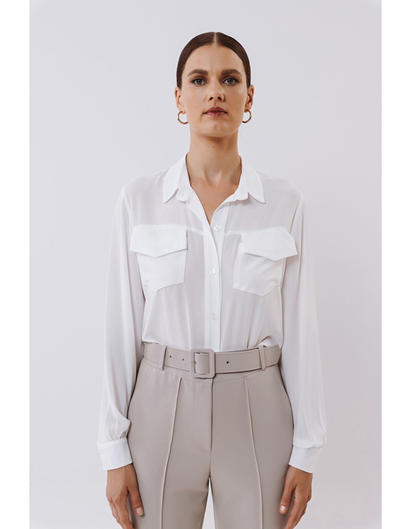 Πουκάμισο ζορζέτα με σατέν φουλάρι Πουκάμισο ζορζέτα με σατέν φουλάρι