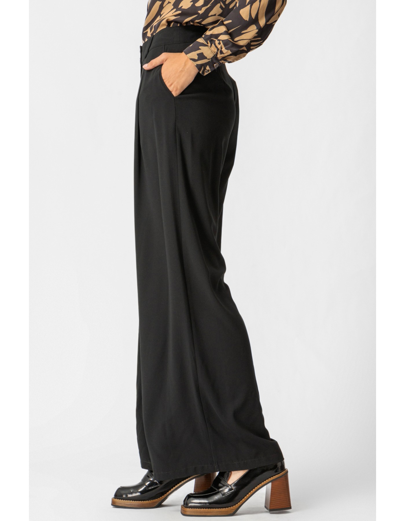 Παντελόνι κρεπ Attitude με πιέτες