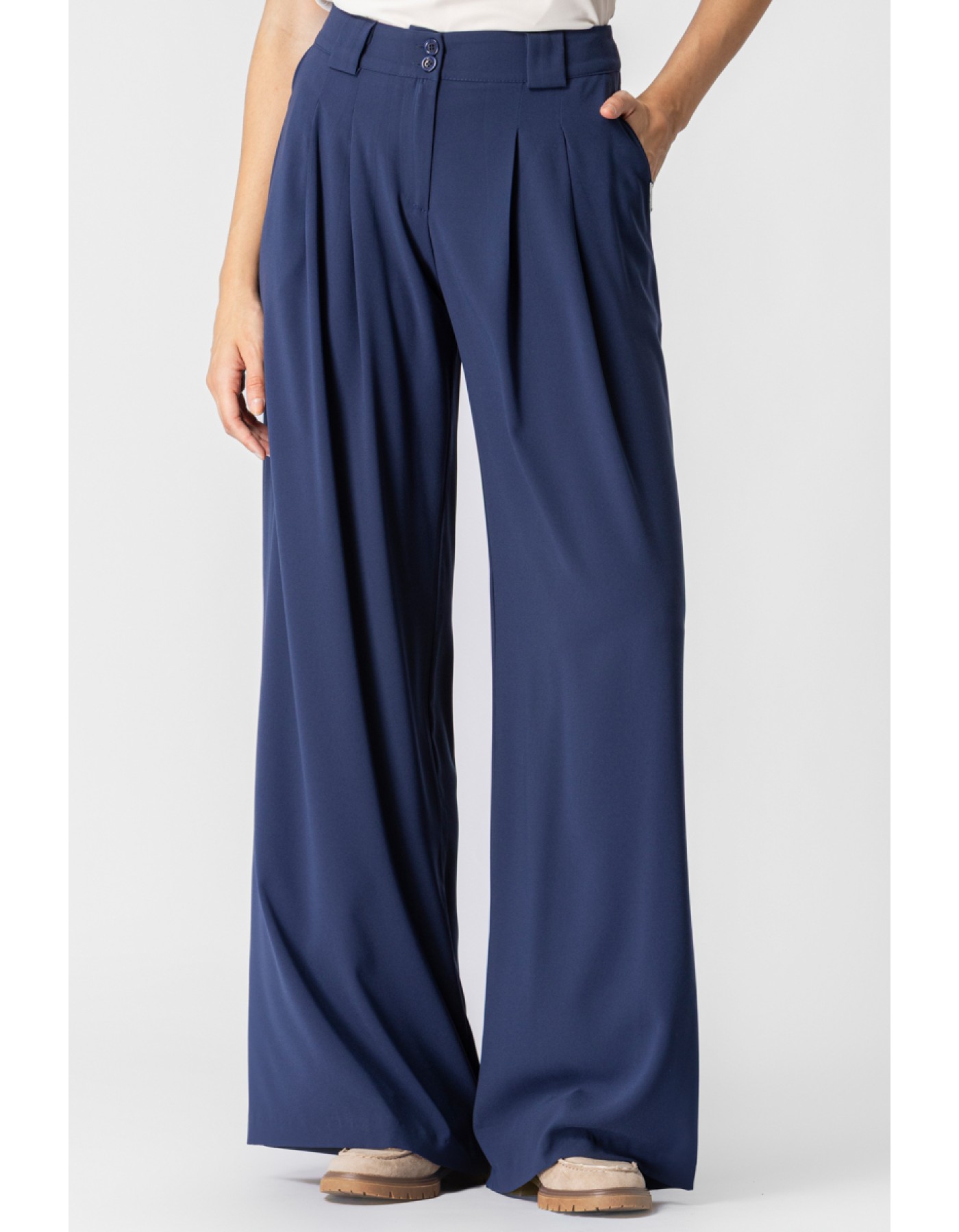 Παντελόνι κρεπ Attitude με πιέτες