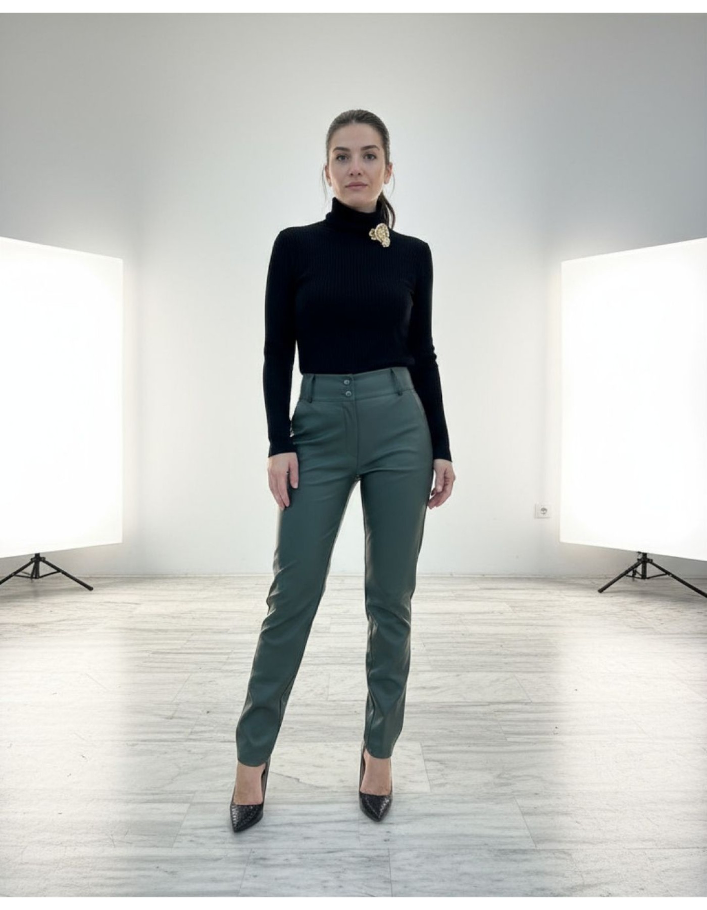 Παντελόνι eco-δερματίνη ίσια γραμμή