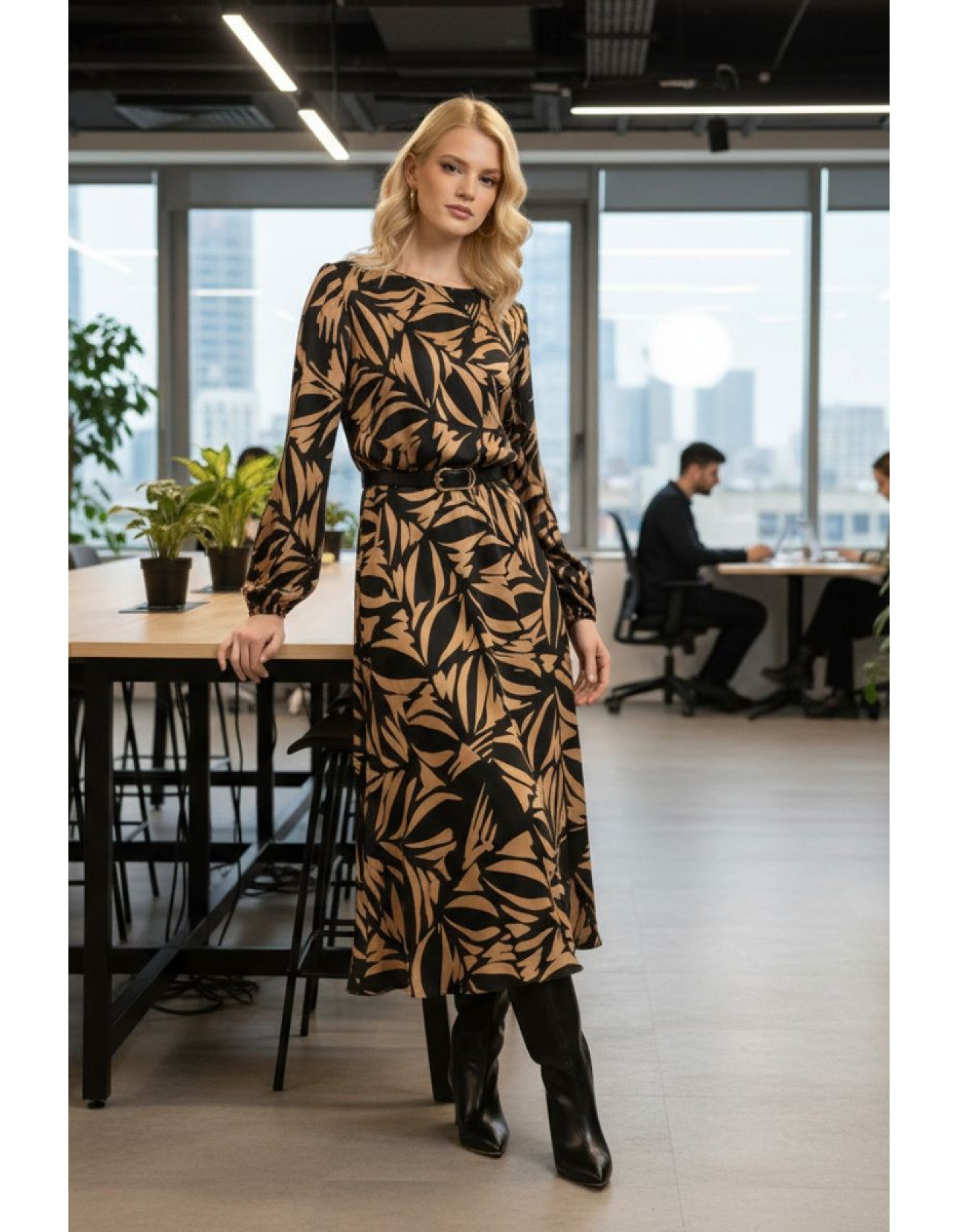 Φόρεμα εμπριμέ σατέν Joanna