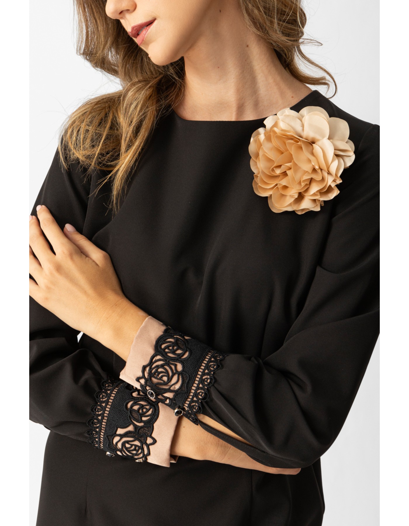 Φόρεμα κρεπ λουλούδι