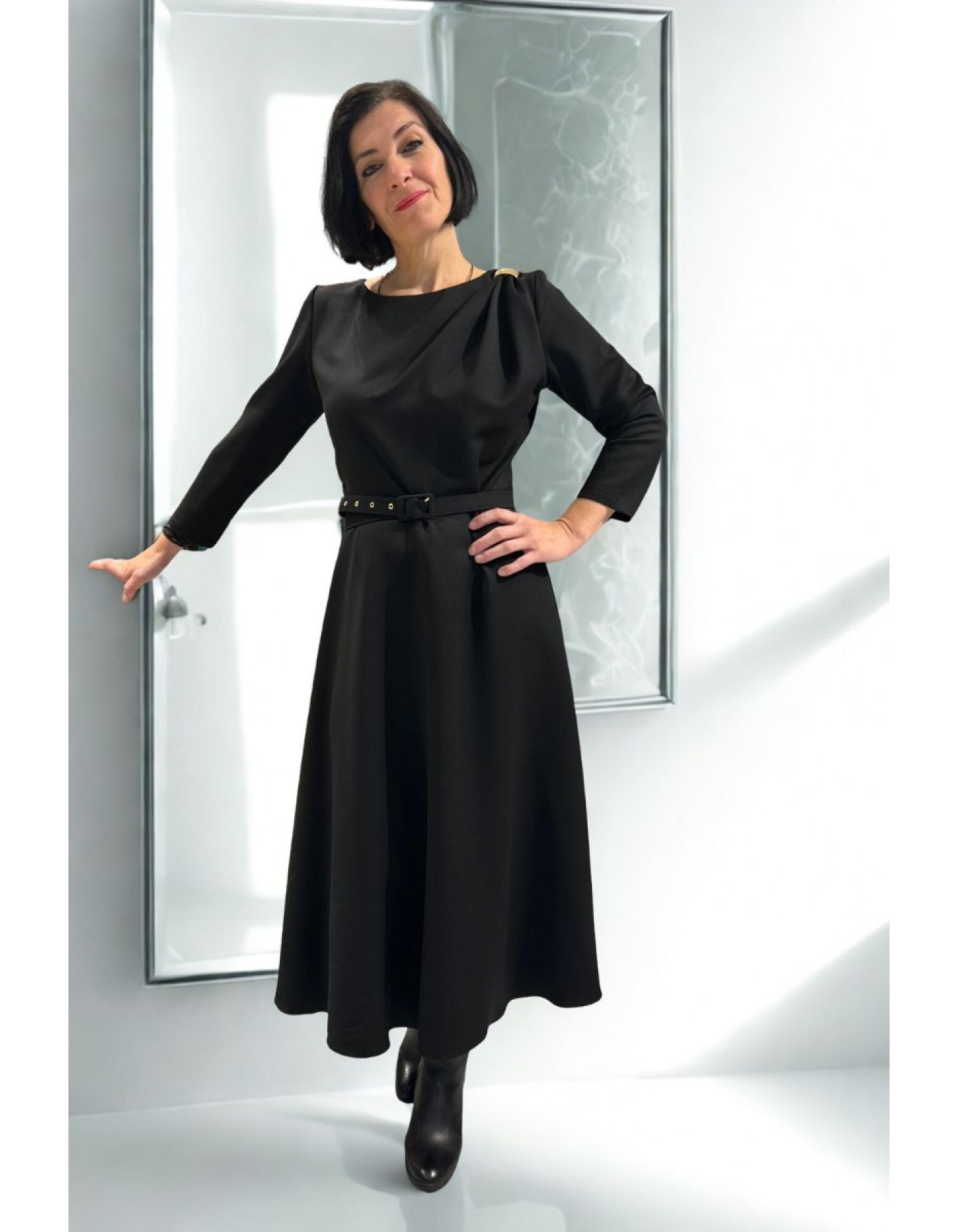 Φόρεμα TR με ζωνάκι