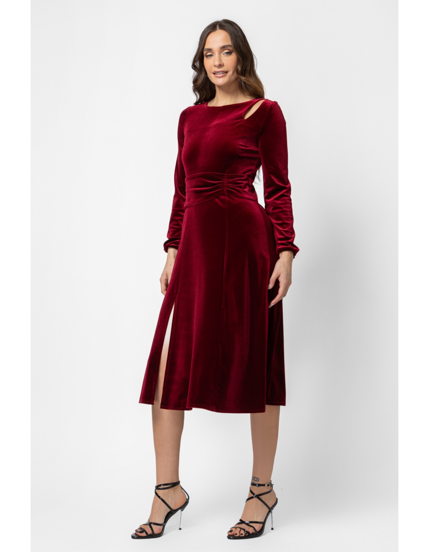 Φόρεμα βελούδο σχίσιμο σούρα