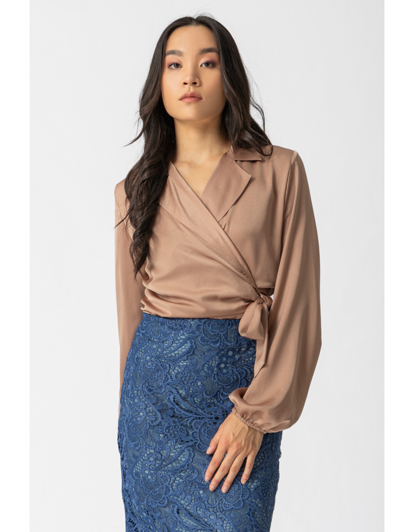 Πουκάμισο σατέν κρουαζέ δέσιμο