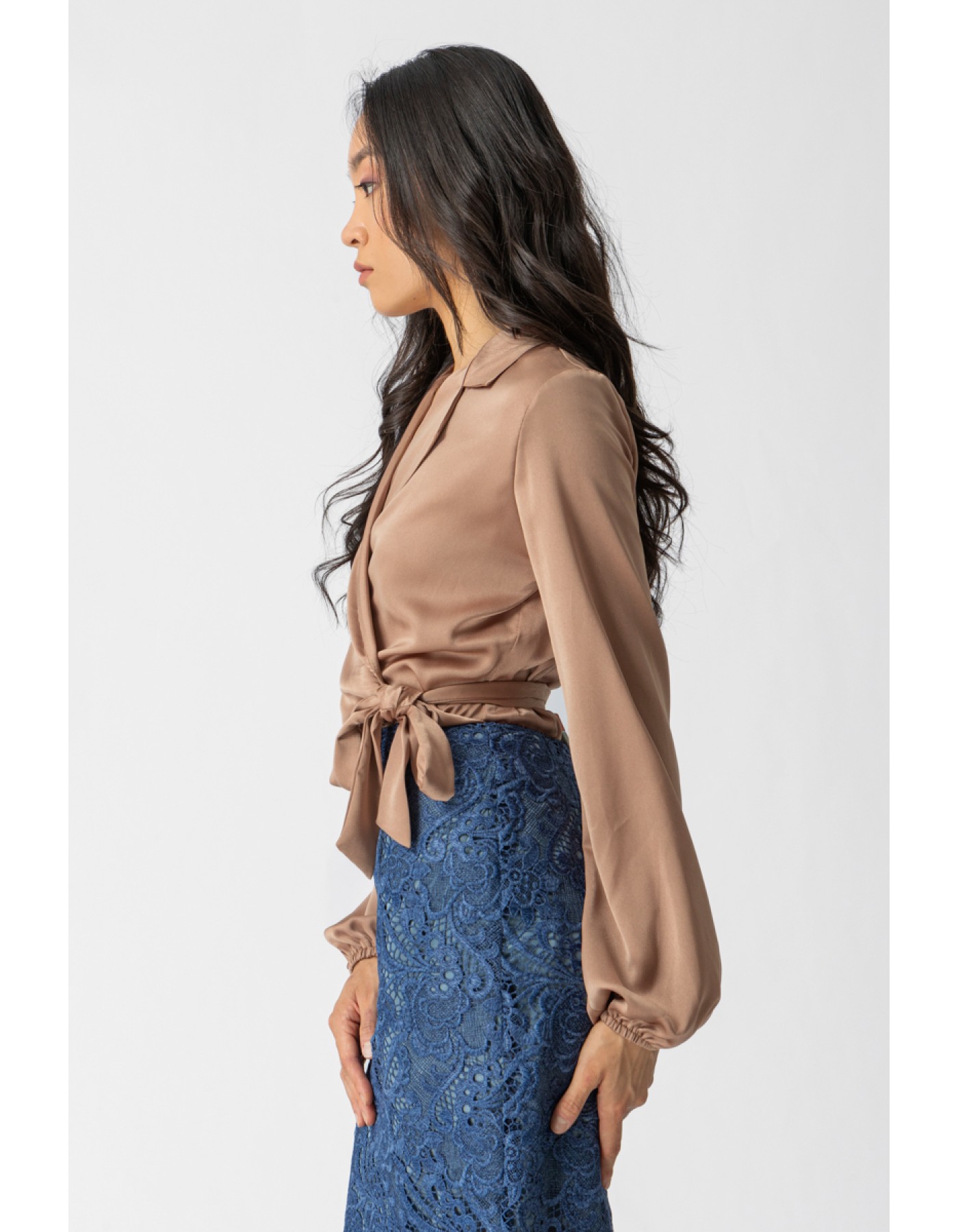 Πουκάμισο σατέν κρουαζέ δέσιμο