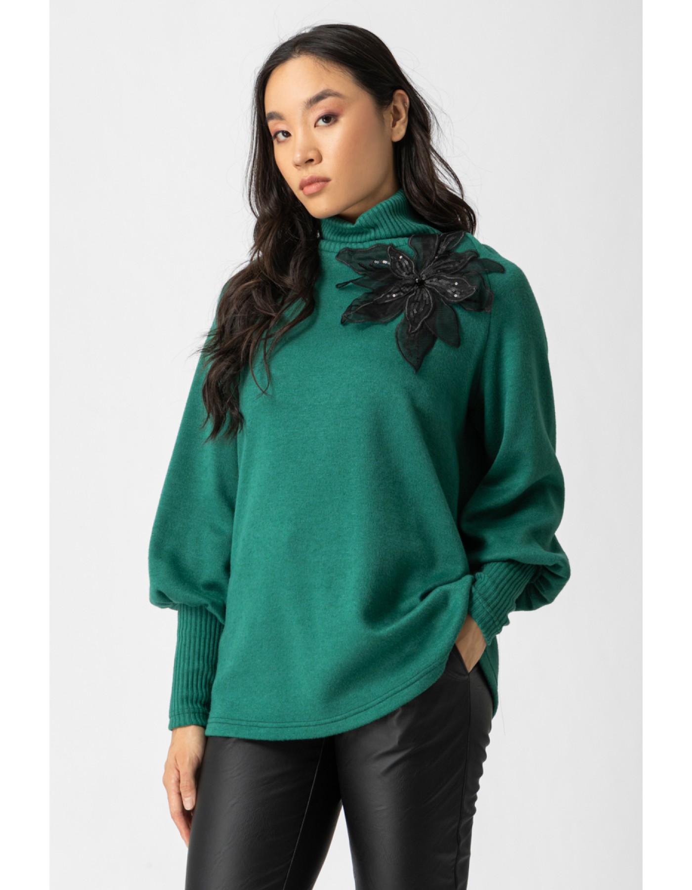 Μπλούζα πλεχτή ζιβάγκο λουλούδι