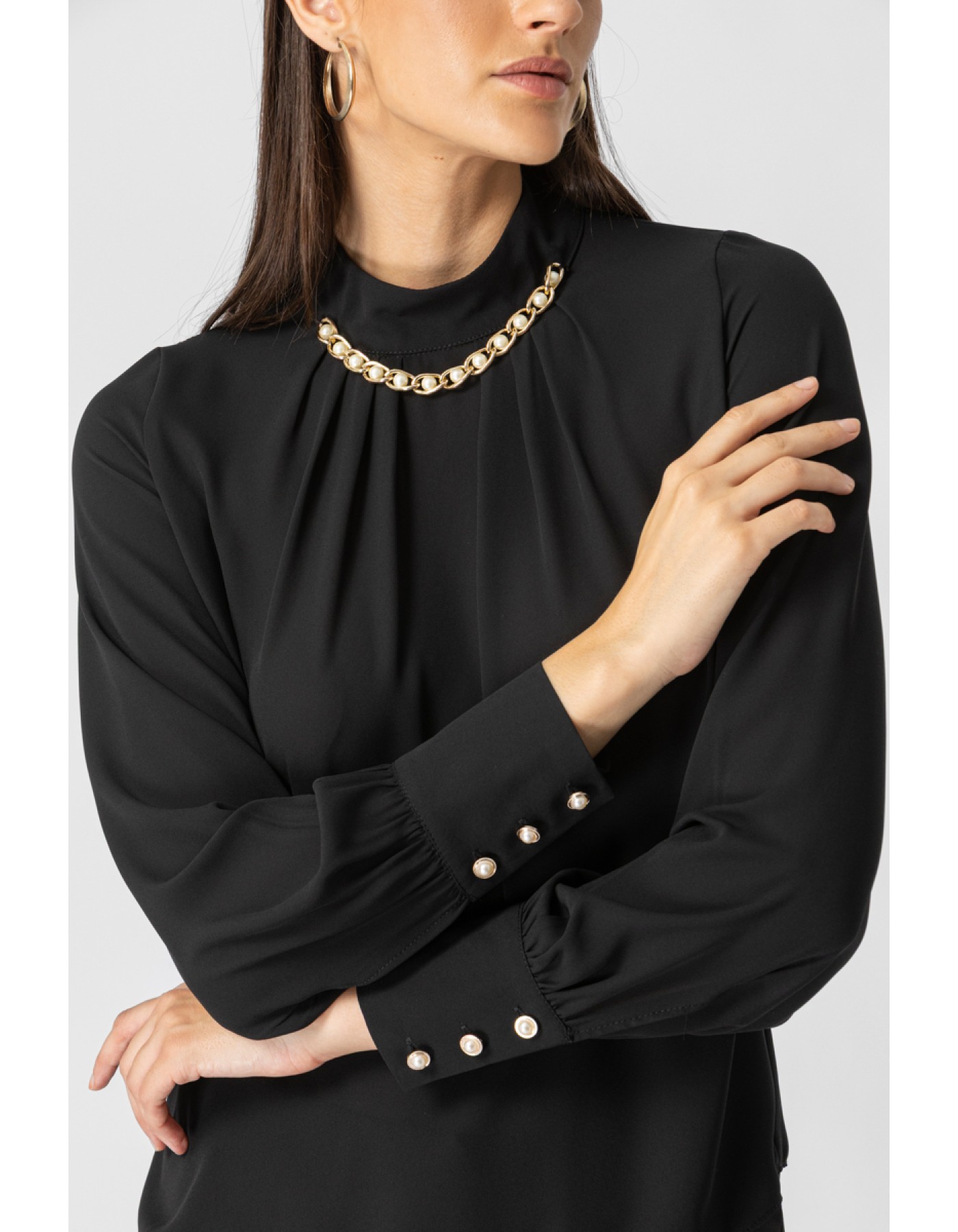 Μπλούζα ζορζέτα με αλυσίδα