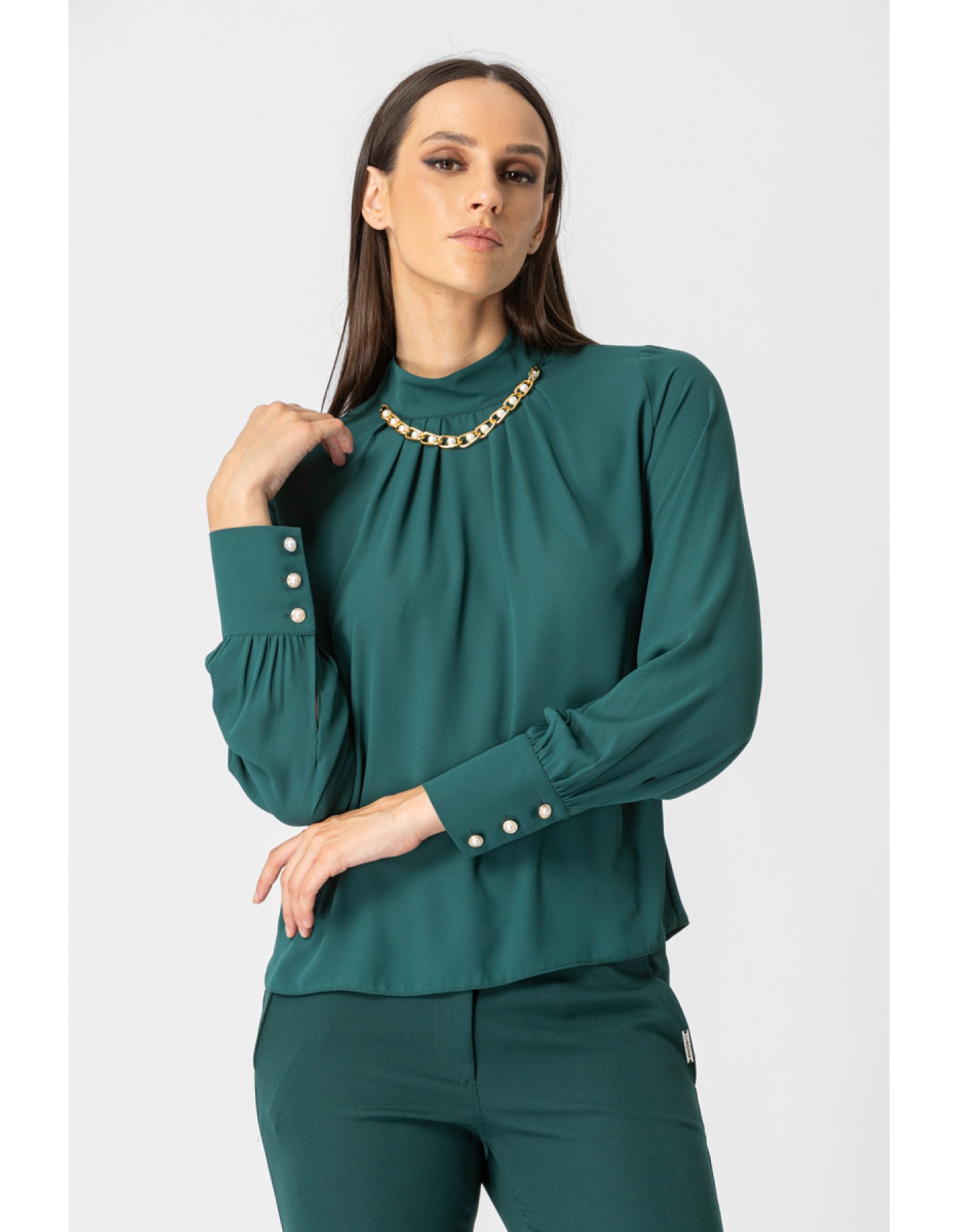 Μπλούζα ζορζέτα με αλυσίδα