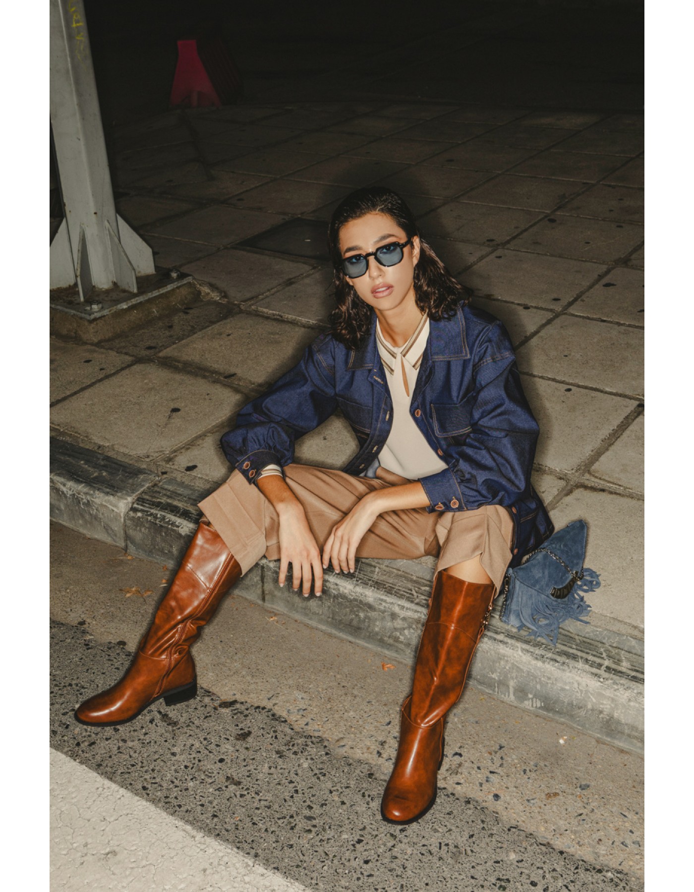 Μπλούζα ζορζέτα με δίχρωμο γιακά