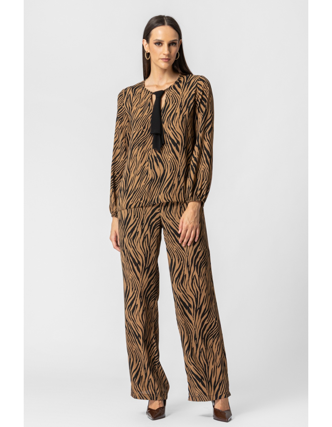 Μπλούζα διαφάνεια ζέβρα φουλάρι Μπλούζα διαφάνεια ζέβρα φουλάρι