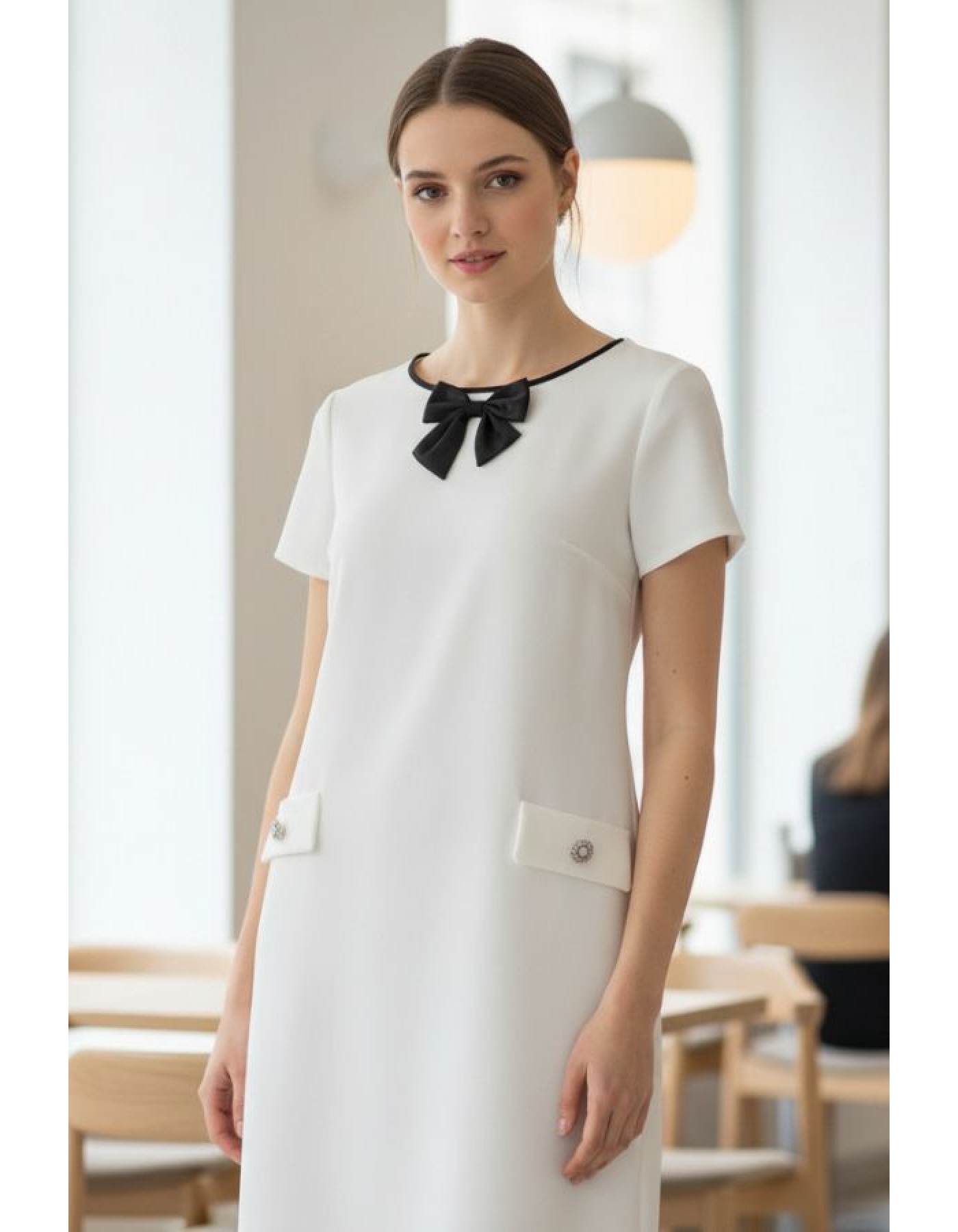 Φόρεμα κρεπ Φιόγκος