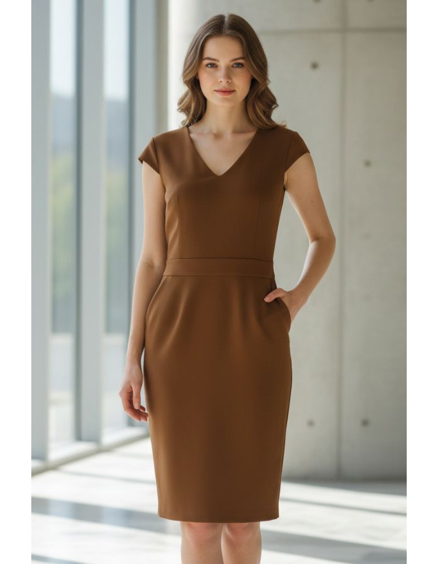 Φόρεμα κρεπ κοντομάνικο