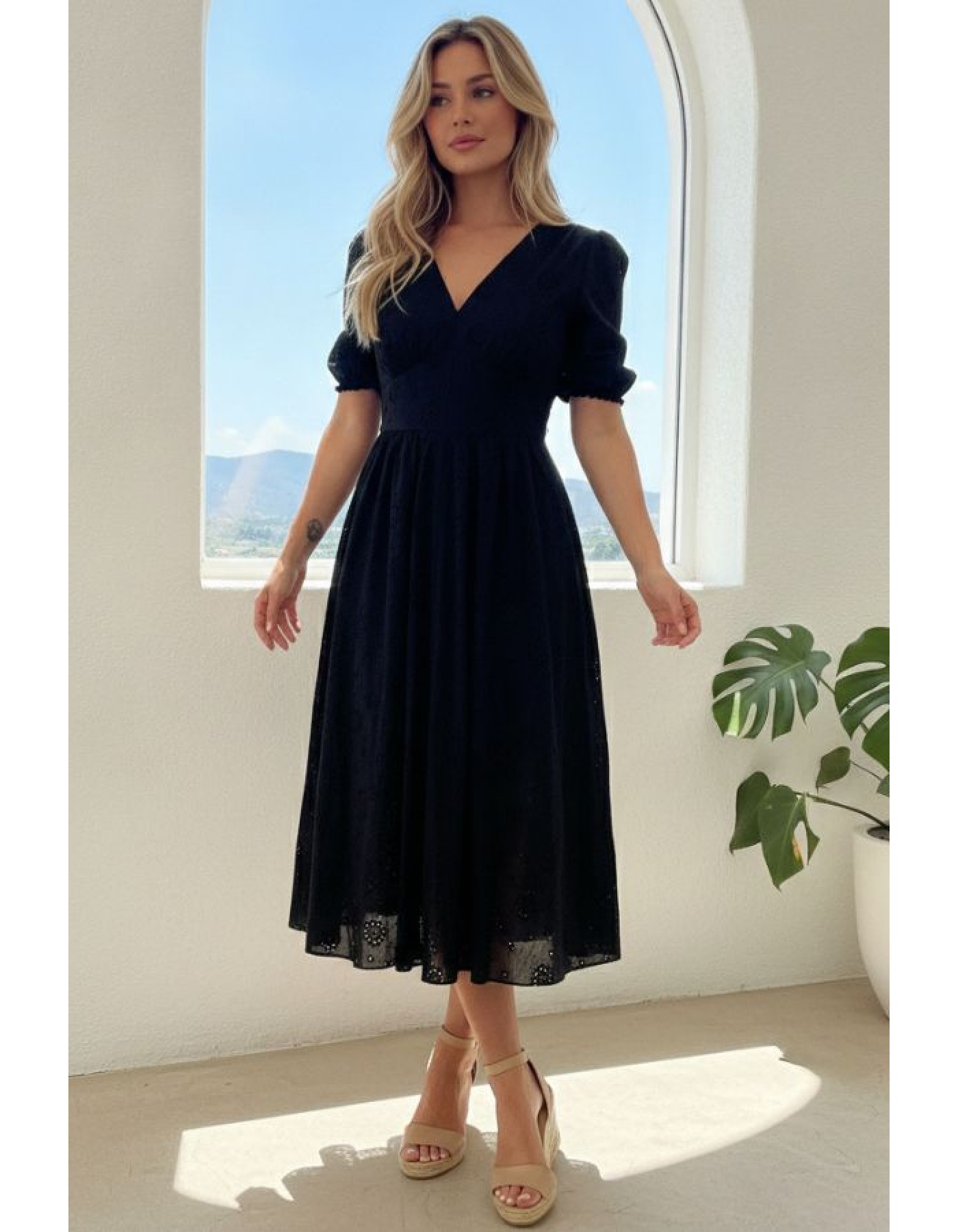 Φόρεμα broderie βαμβακερό Carla Φόρεμα broderie βαμβακερό Carla