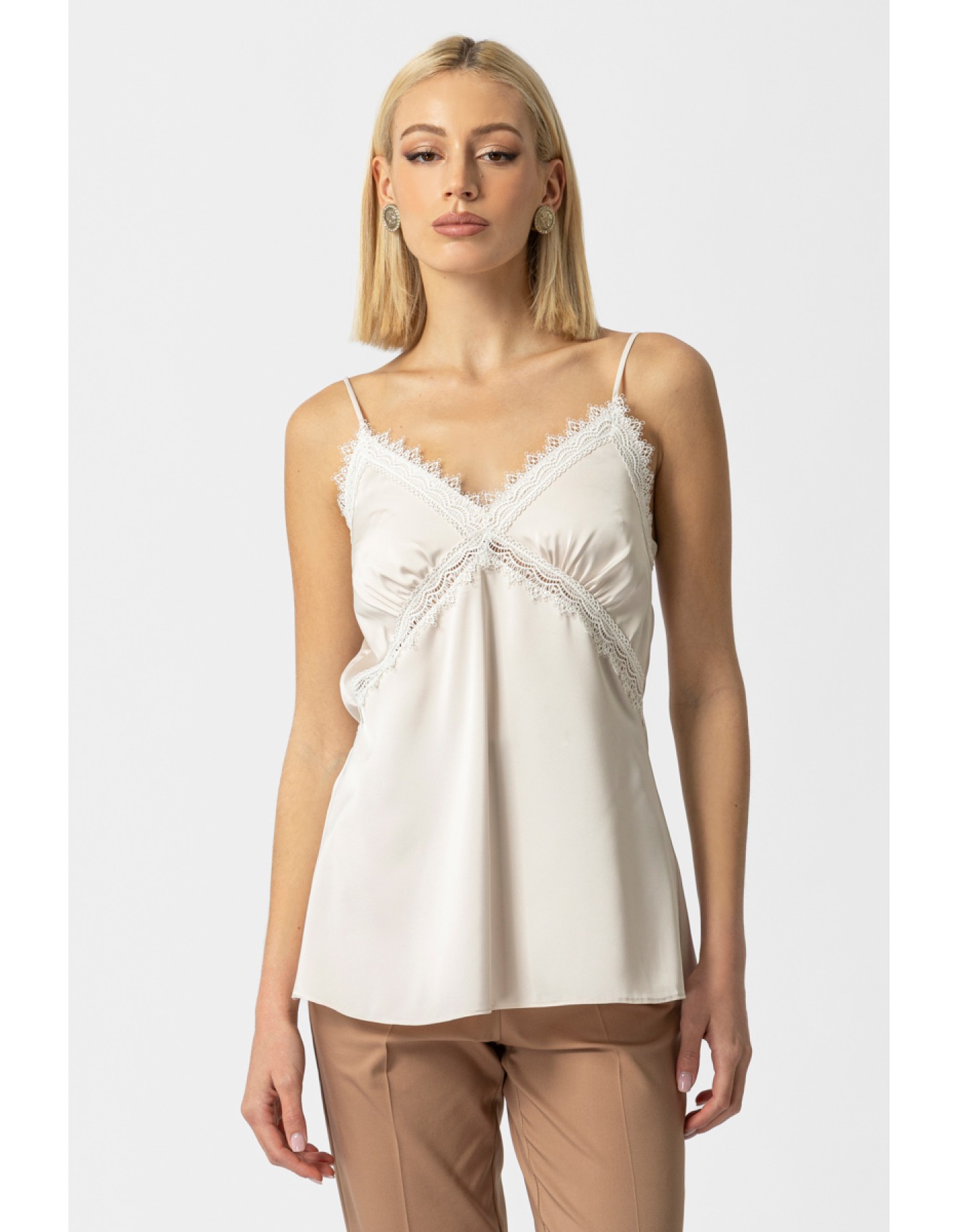 Τοπ σατέν δαντέλα