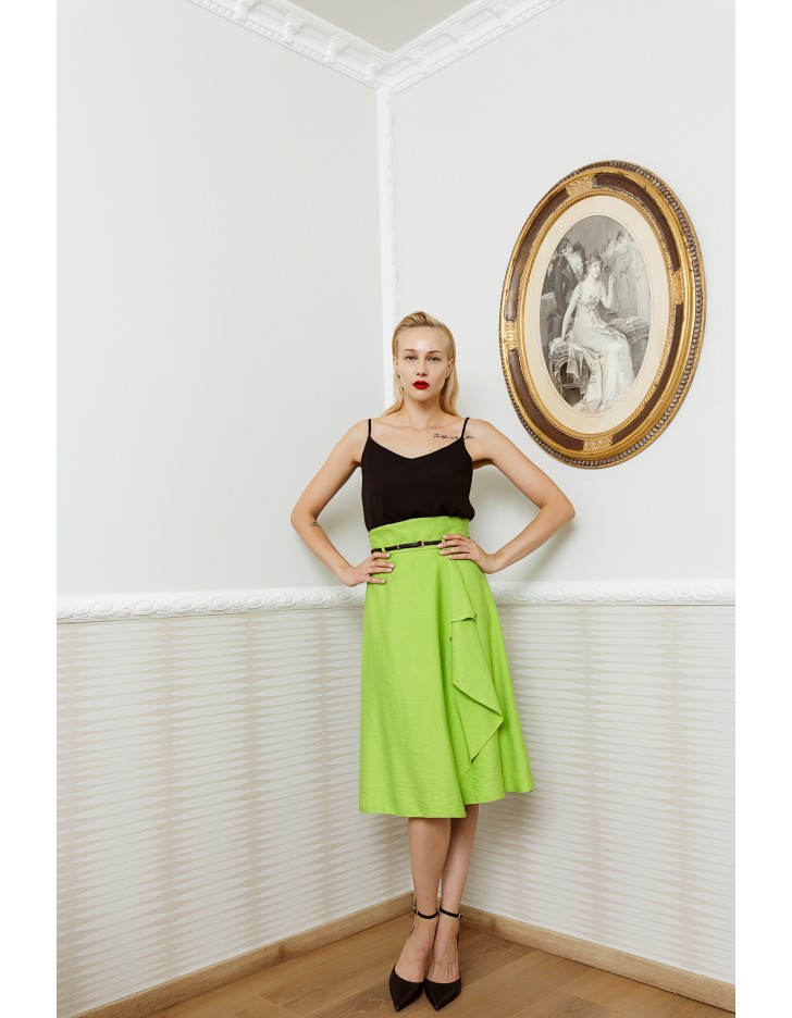 Φούστα με λοξό βολάν