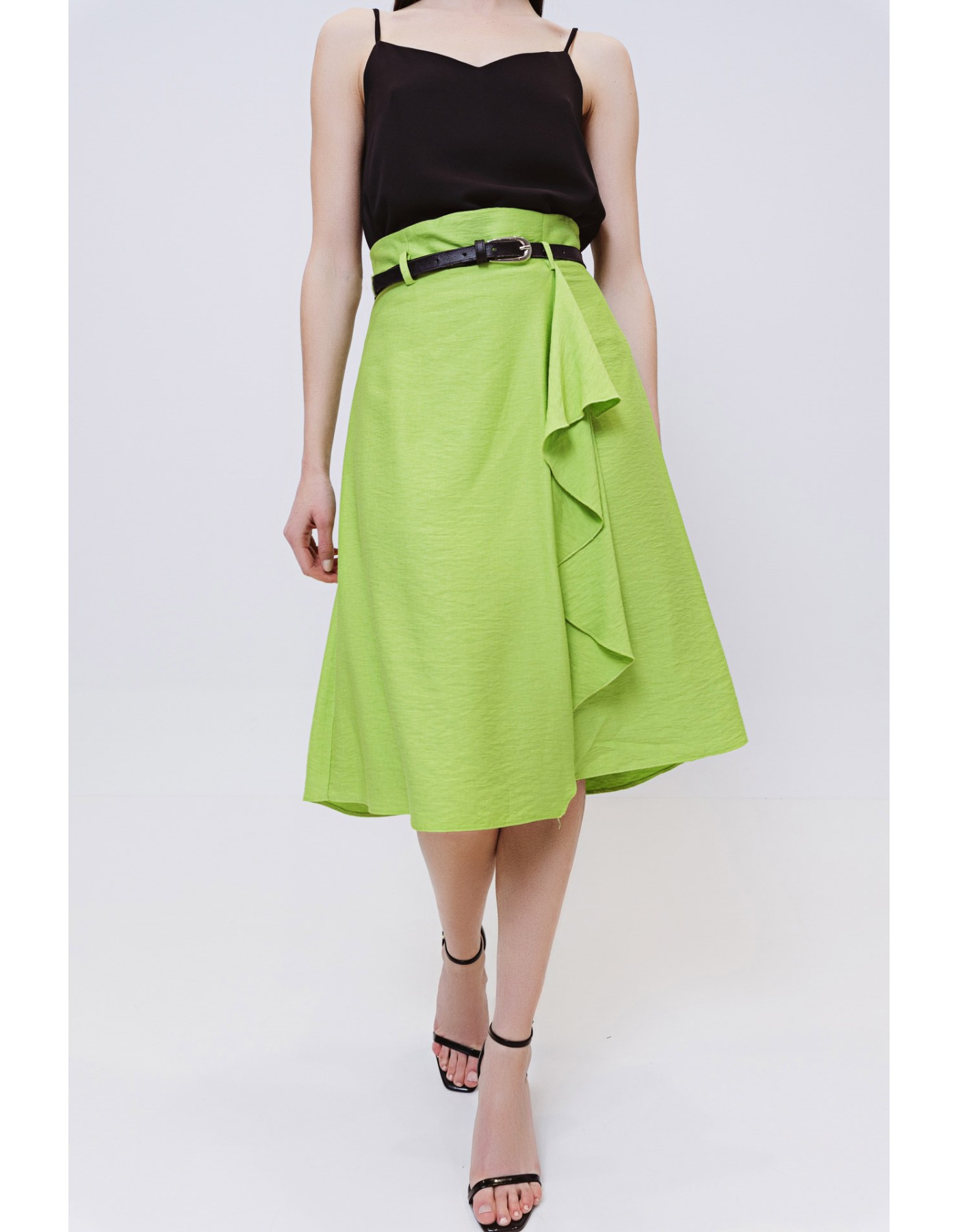 Φούστα με λοξό βολάν