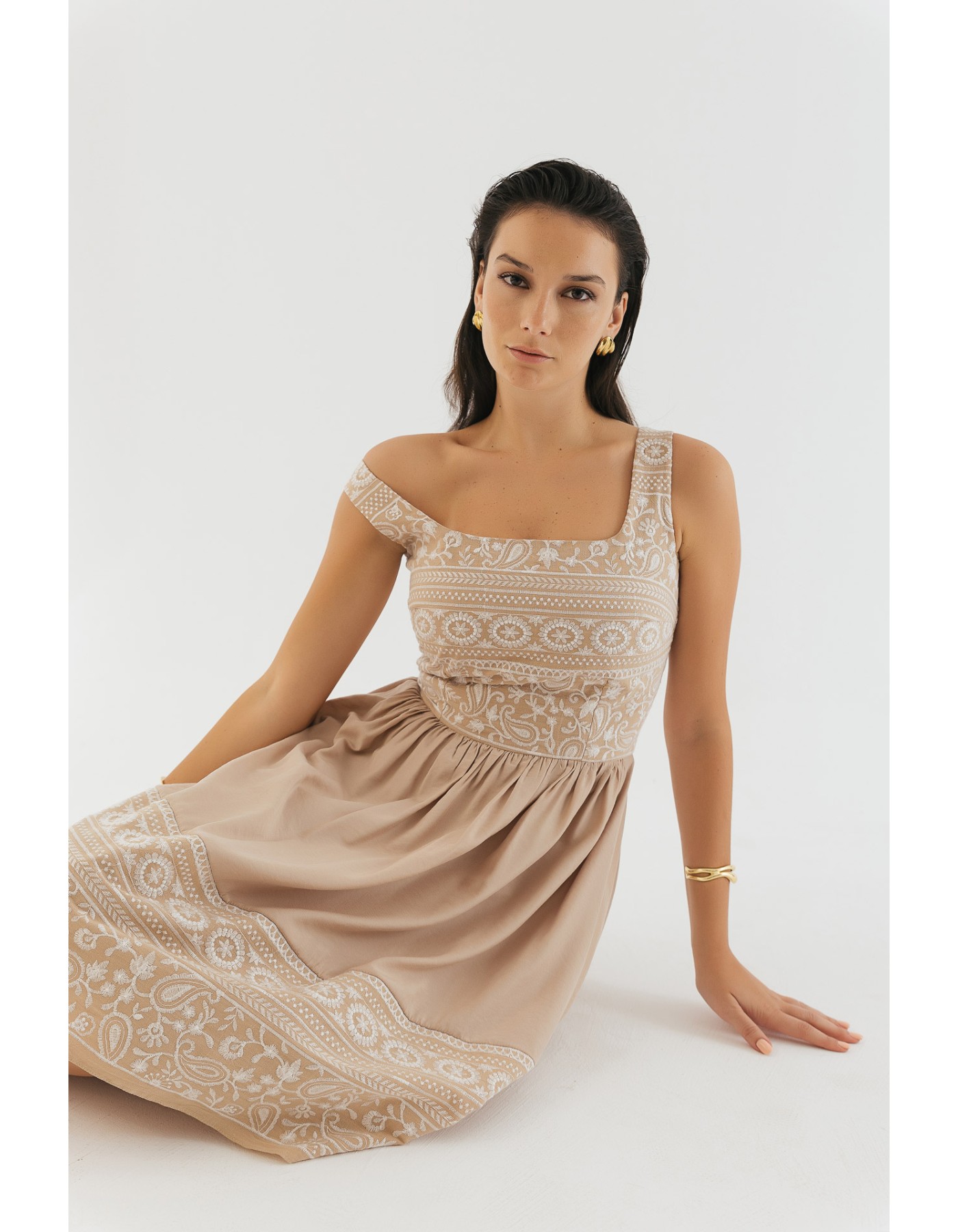 Φόρεμα λινάρι κλος με κέντημα