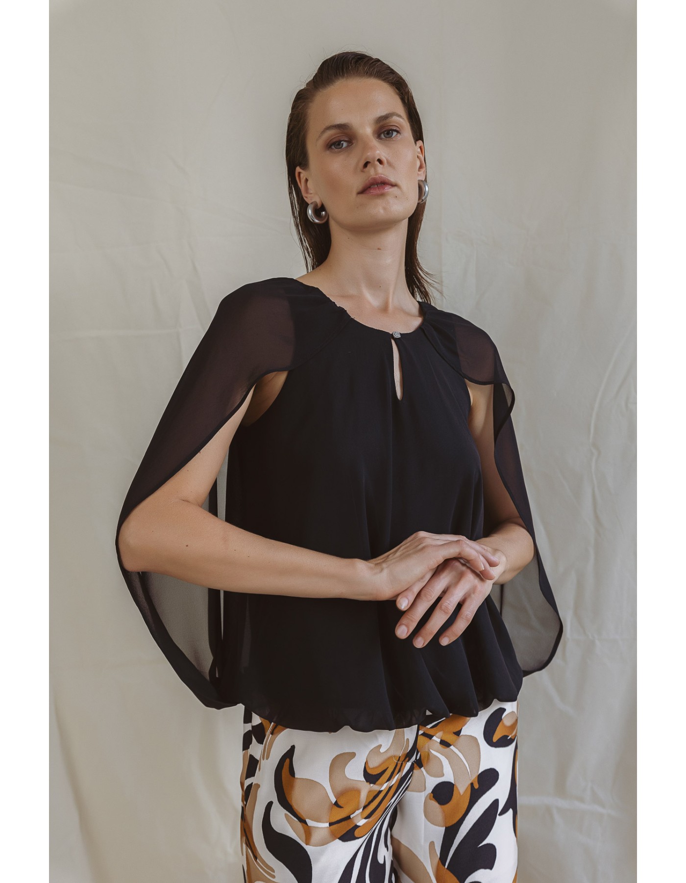 Μπλούζα διαφάνεια μανίκι νυχτερίδα Crown Μπλούζα διαφάνεια μανίκι νυχτερίδα Crown